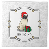 クリスマスサンタハットパグドッグ（薄茶色）かわいい タイル (正面)