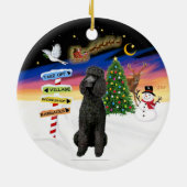 クリスマスシンボルや象徴 – ブラックスタンダードプードル セラミックオーナメント (裏面)