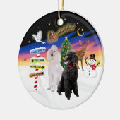 クリスマスシンボルや象徴- 2つの標準プードル(B+W) セラミックオーナメント (左)