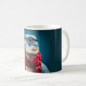 クリスマススカーフを身に着けた青い恐竜 コーヒーマグカップ (正面右)