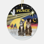 クリスマススター – Two Tabby cats (AmSH) セラミックオーナメント (左)