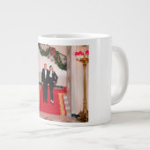 クリスマスステップドナルドトランプ&メラニア大統領 ジャンボコーヒーマグカップ (正面右)