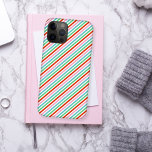 クリスマスストライプ |明モダンるいカラフルかわいい iPhone 15ケース<br><div class="desc">赤スタイリッシュ色、緑、青ストライプ色、ピンク色の印象的な色合いの可愛いクリスマス斜めキャンディiphoneケースモダン、'スカンジナビアのデザインスタイル。フェスティバルのホリデーシーズンや季節の美しいアクセサリー！弊社のフェスティバルストライプコレクションの一部は、各種の無料の製品をご覧ください！</div>