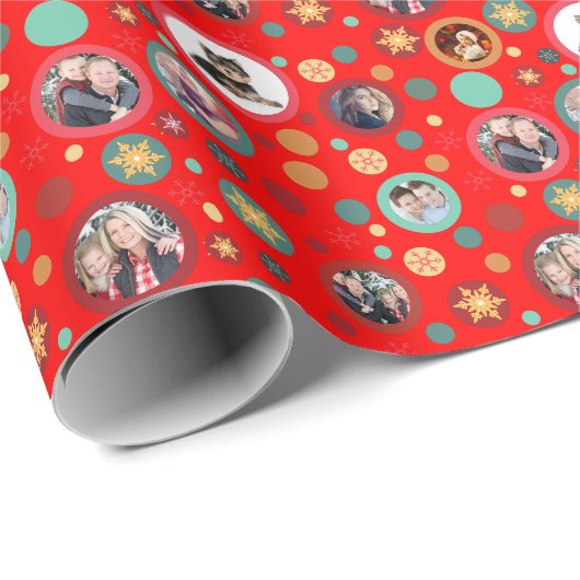 クリスマススノーフレークお気に入りの8家族写真赤 ラッピングペーパー (ロールコーナー)