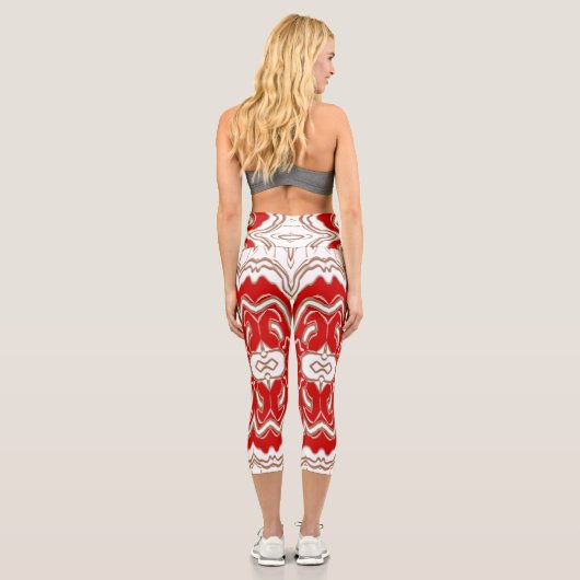 クリスマススペシャルの赤と白の生地パターン カプリレギンス (裏面)