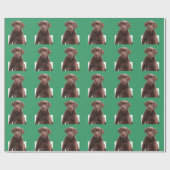 クリスマスズグリーンバックグラウンドチョコレートラボ犬小犬ペット ラッピングペーパー (フラット)