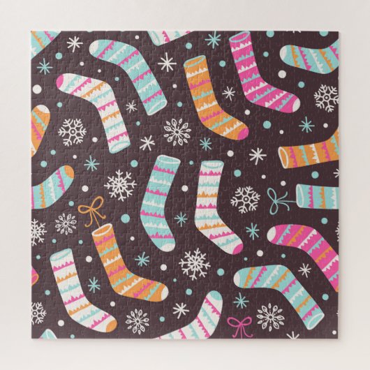 クリスマスソックスと雪片：ヴィンテージ模様 ジグソーパズル (縦)
