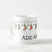 クリスマスソックスの季節のストッキングに名前を追加 コーヒーマグカップ (正面左)