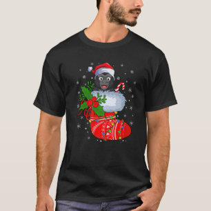 クリスマスソックスを履いたゴリラ サンタクロース ライト Tシャツ