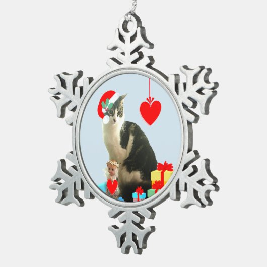 クリスマスタブビー猫 スノーフレークピューターオーナメント (右)
