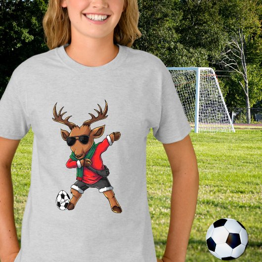 クリスマスダビングディアサッカーボール&チャイルドの名前 Tシャツ