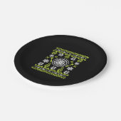 クリスマスダーツの醜いクリスマスシャツ ペーパープレート (アングル)