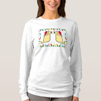 クリスマスツインサンタイエローラブラドール Tシャツ