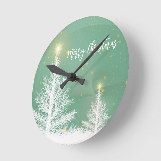 クリスマスツリーとキラキラ輝く青い背景 ラウンド壁時計 (傾斜)