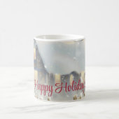 クリスマスツリーとフェンスを持つ家 コーヒーマグカップ (中央)