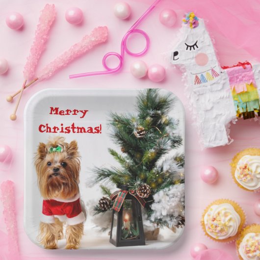 クリスマスツリーとメリークリスマスサンタヨークシャーテリア ペーパープレート (パーティー)