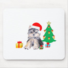 クリスマスツリーとヨークシャテリアの子犬とプレゼント マウスパッド