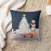 クリスマスツリーと可愛い雪だるま クッション (ブランケット)