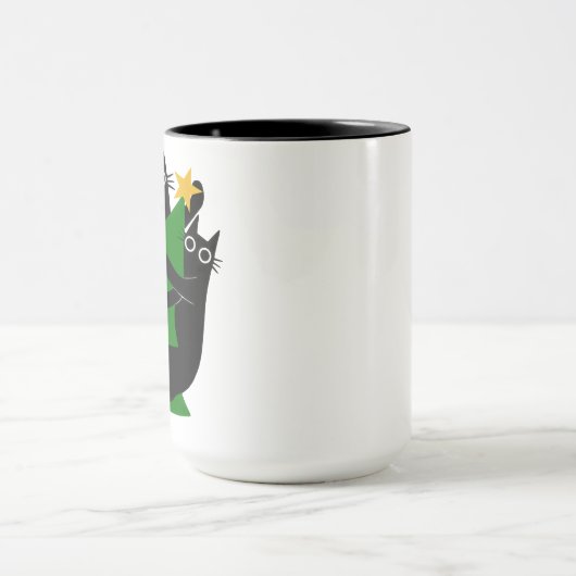 クリスマスツリーと猫ユーモアのある卵Nogまたはココア マグカップ (中央)