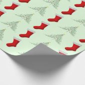 クリスマスツリーと赤いクリスマスストッキング ラッピングペーパー (角)