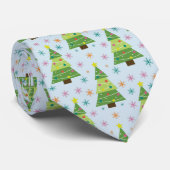クリスマスツリーと雪片の繰り返しパターン ネクタイ (ロール)