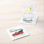 クリスマスツリーのカスタム家族の名前の赤いトラック ペーパーコースター (インサイチュ)