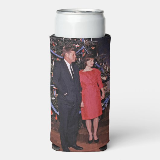 クリスマスツリーのジョン・ケネディ&ジャクリーン会長 スリム缶クーラー (Seltzer正面)