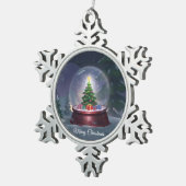クリスマスツリーのスノーグローブ スノーフレークピューターオーナメント (右)