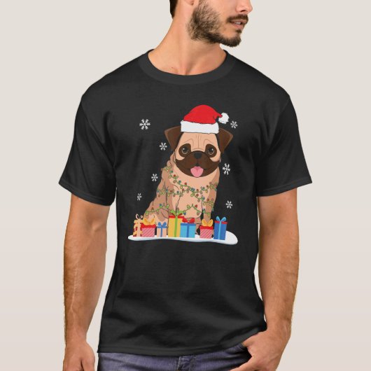 クリスマスツリーのライトとサンタH付きクリスマスパグ Tシャツ (正面)