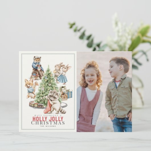 クリスマスツリーの写真を集める森林動物 シーズンカード (スタンド正面)