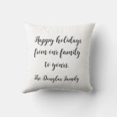 クリスマスツリーの前に座っている犬 クッション (裏面)