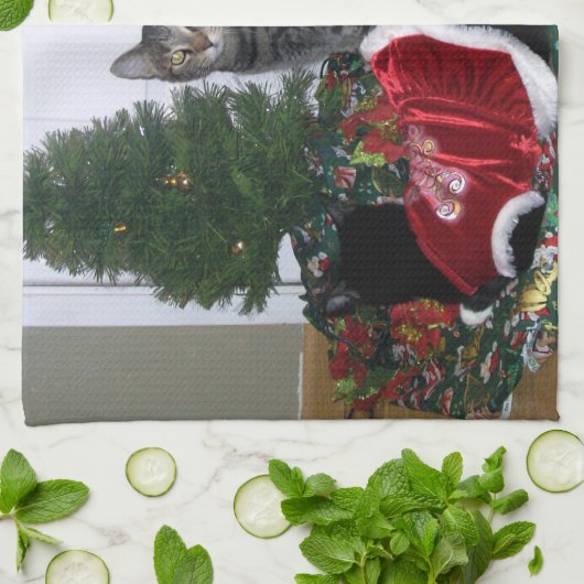 クリスマスツリーの台所タオルが付いている猫ちゃん キッチンタオル (折り畳み)