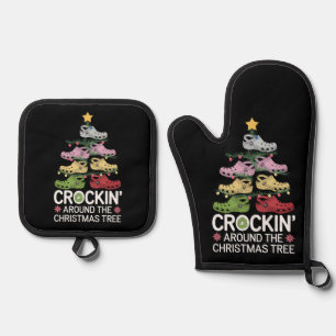 クリスマスツリーの周りでスロークッカー 鍋つかみ&鍋敷きセット