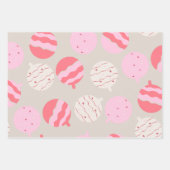 クリスマスツリーの枝とオーナメントパターン ラッピングペーパーシート (正面3)