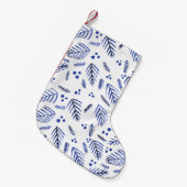 クリスマスツリーの枝と果実 – 青 スモールクリスマスストッキング (正面 (吊り時))