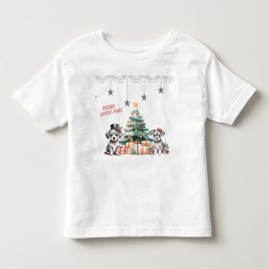 クリスマスツリーの横の遊び心のある子犬たち トドラーTシャツ (正面)