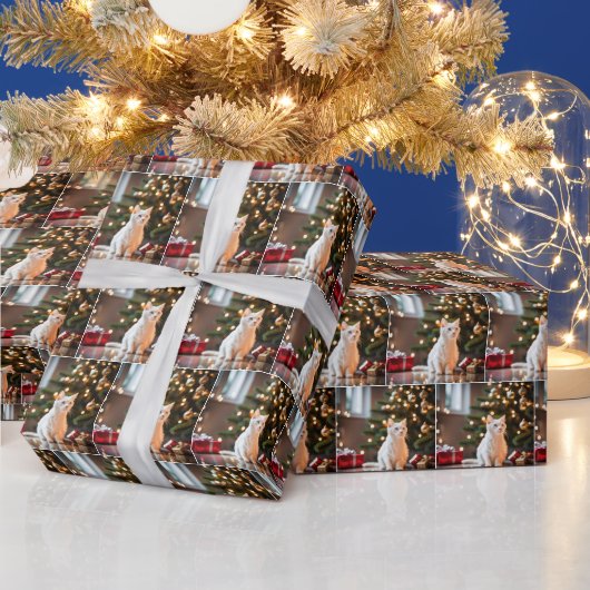 クリスマスツリーの白い子猫 ラッピングペーパー (クリスマス)