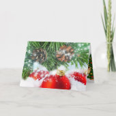クリスマスツリーの装飾を雪の赤の緑に文字 シーズンカード (正面)