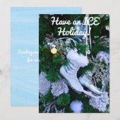 クリスマスツリーの青いグリッターとファー アイススケート シーズンカード (正面/裏面)