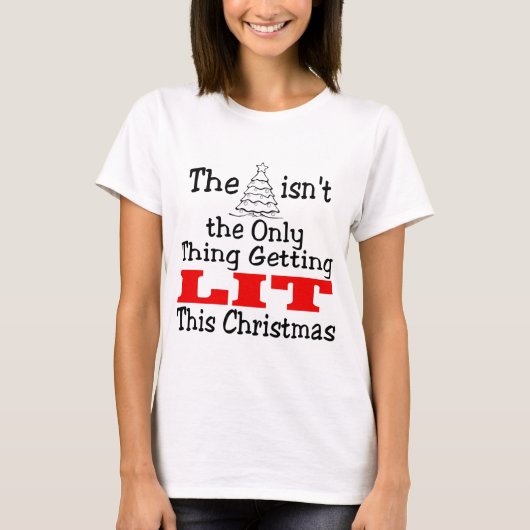 クリスマスツリーは点灯しているだけではない Tシャツ (正面)