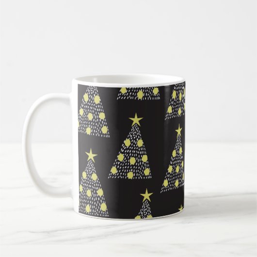 クリスマスツリーを手描きし、縫い目のないパターン コーヒーマグカップ (左)
