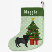 クリスマスツリーを持つブラックパグかわいい漫画の犬 スモールクリスマスストッキング (裏面)