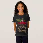 クリスマスツリーを運転する鶏の赤いトラックの鶏X Tシャツ (正面フル)