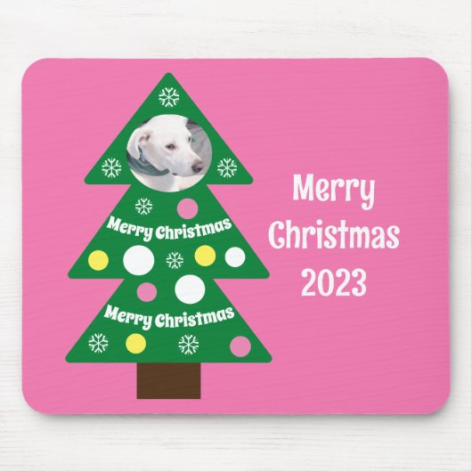 クリスマスツリーカラフルピンクの可愛い犬の写真 マウスパッド (正面)