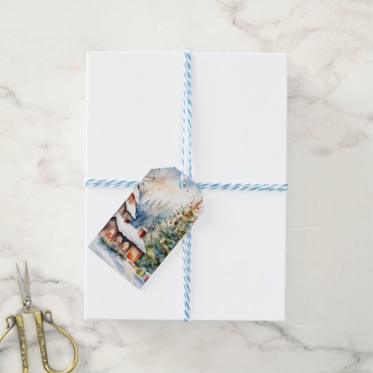 クリスマスツリークリスマス村の雪の写真 ギフトタグ (より糸付き)