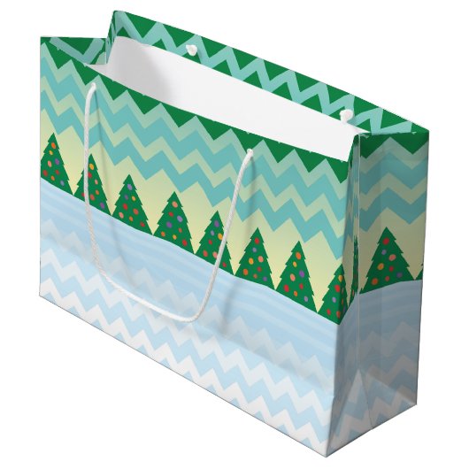 クリスマスツリーシェブロンのシーン ラージペーパーバッグ (正面アングル)
