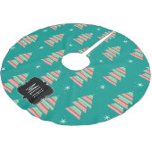 クリスマスツリーストライプズ雪片ファミリーイニシャル ブラッシュドポリエステルツリースカート (アングル)