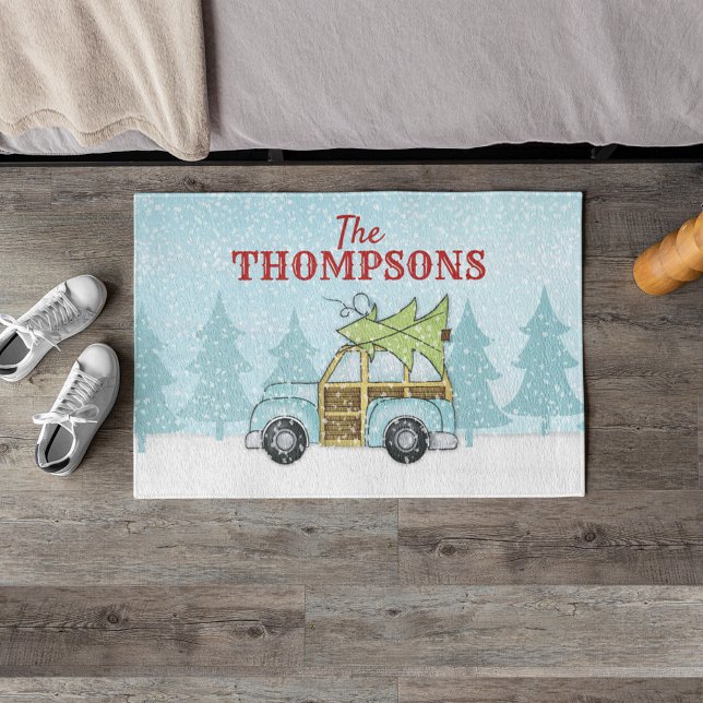 クリスマスツリースノーフレークパーソナライズされた車 ドアマット (Christmas tree cute woodland Woodie car custom doormat.)
