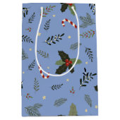 クリスマスツリーパインブランチホリーベリーミスタントー ミディアムペーパーバッグ (正面)