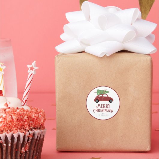 クリスマスツリーモダンギフト付きかわいい赤い車 ラウンドシール (パーティー)